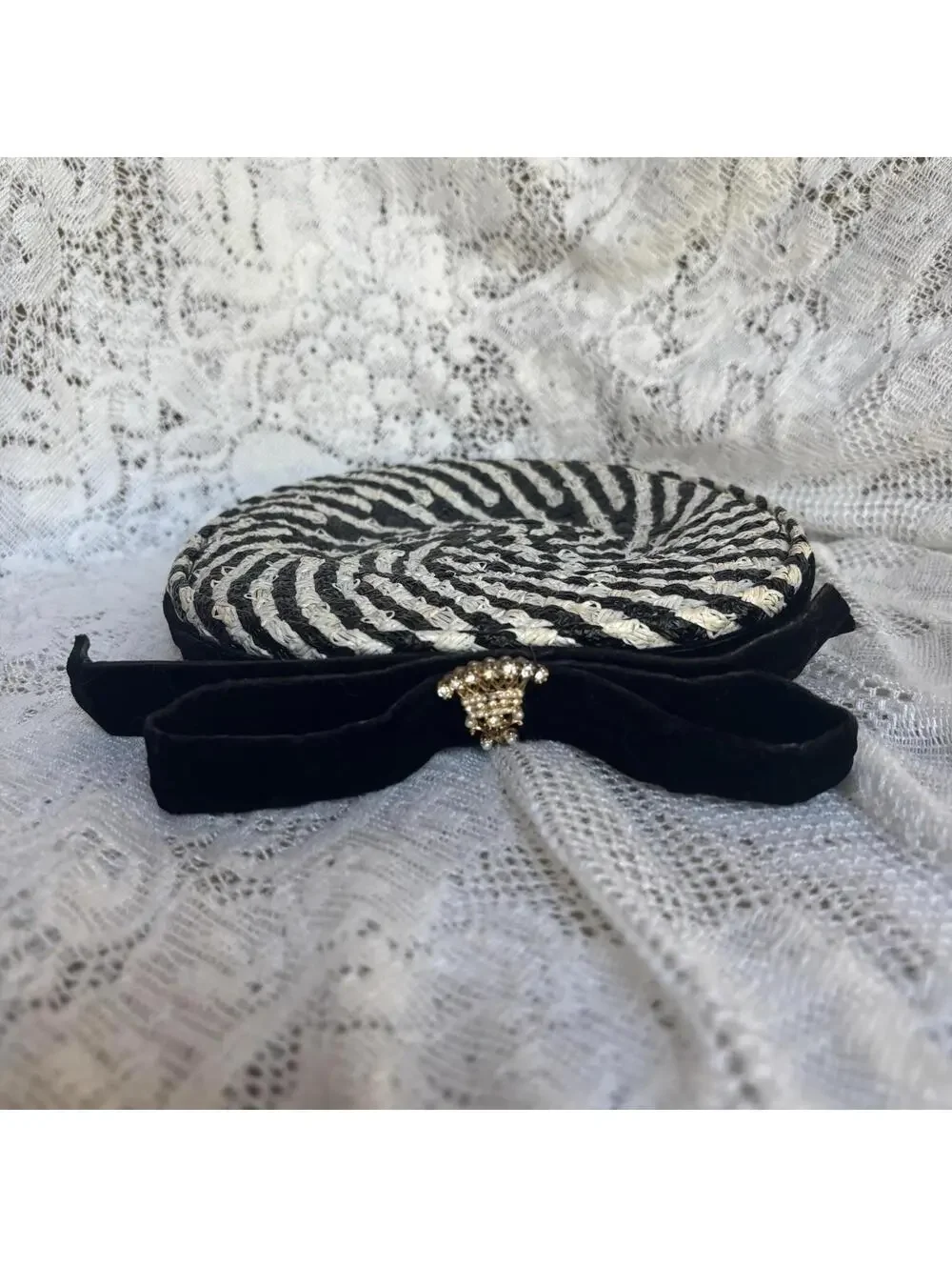 Vintage Woven Hatbox Purse Black White Straw Zelmaron 1950s